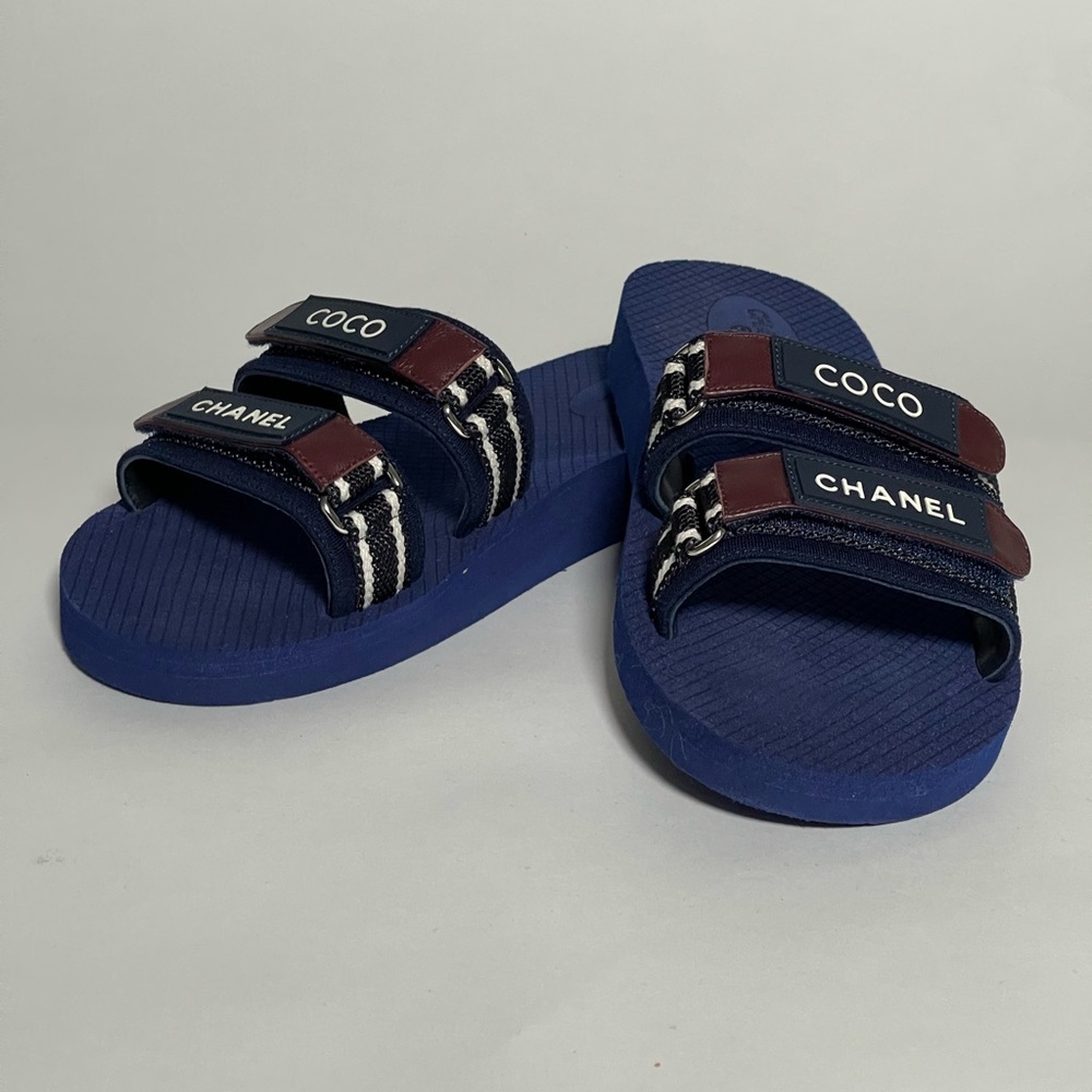 CHANEL BRAND NEW MAN MULES
